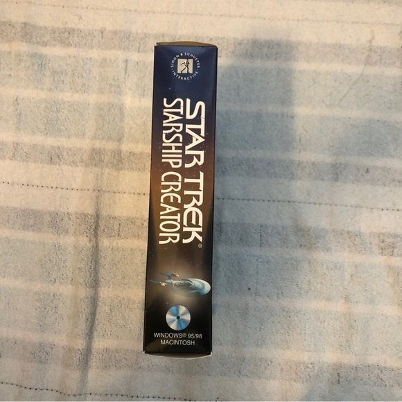 Star Trek Starship Creator for Windows 95/98 & MacIntosh - Picture 9 of 13